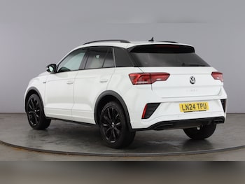 Used Volkswagen T-Roc 2024 for sale - 78392889: Photo