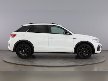 Used Volkswagen T-Roc 2024 for sale - 78392889: Photo