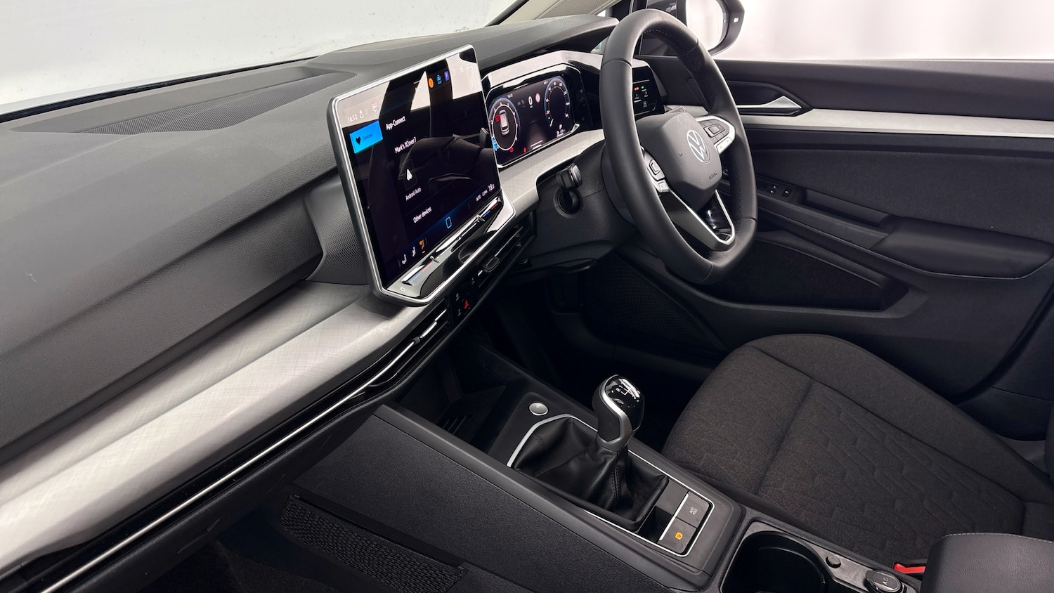 Used Volkswagen Golf 2024 for sale - 77602527: Photo 2