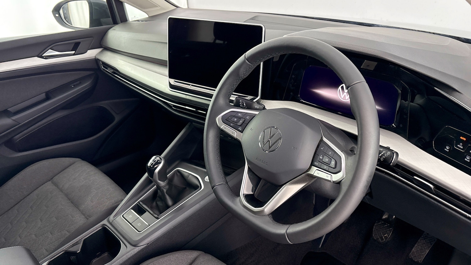 Used Volkswagen Golf 2024 for sale - 77602527: Photo 6