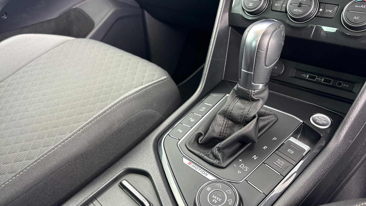 Used Volkswagen Tiguan 2019 for sale - 77776577: Photo 24