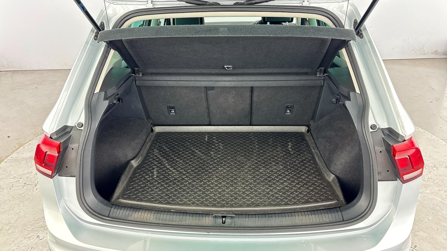 Used Volkswagen Tiguan 2019 for sale - 77776577: Photo 33