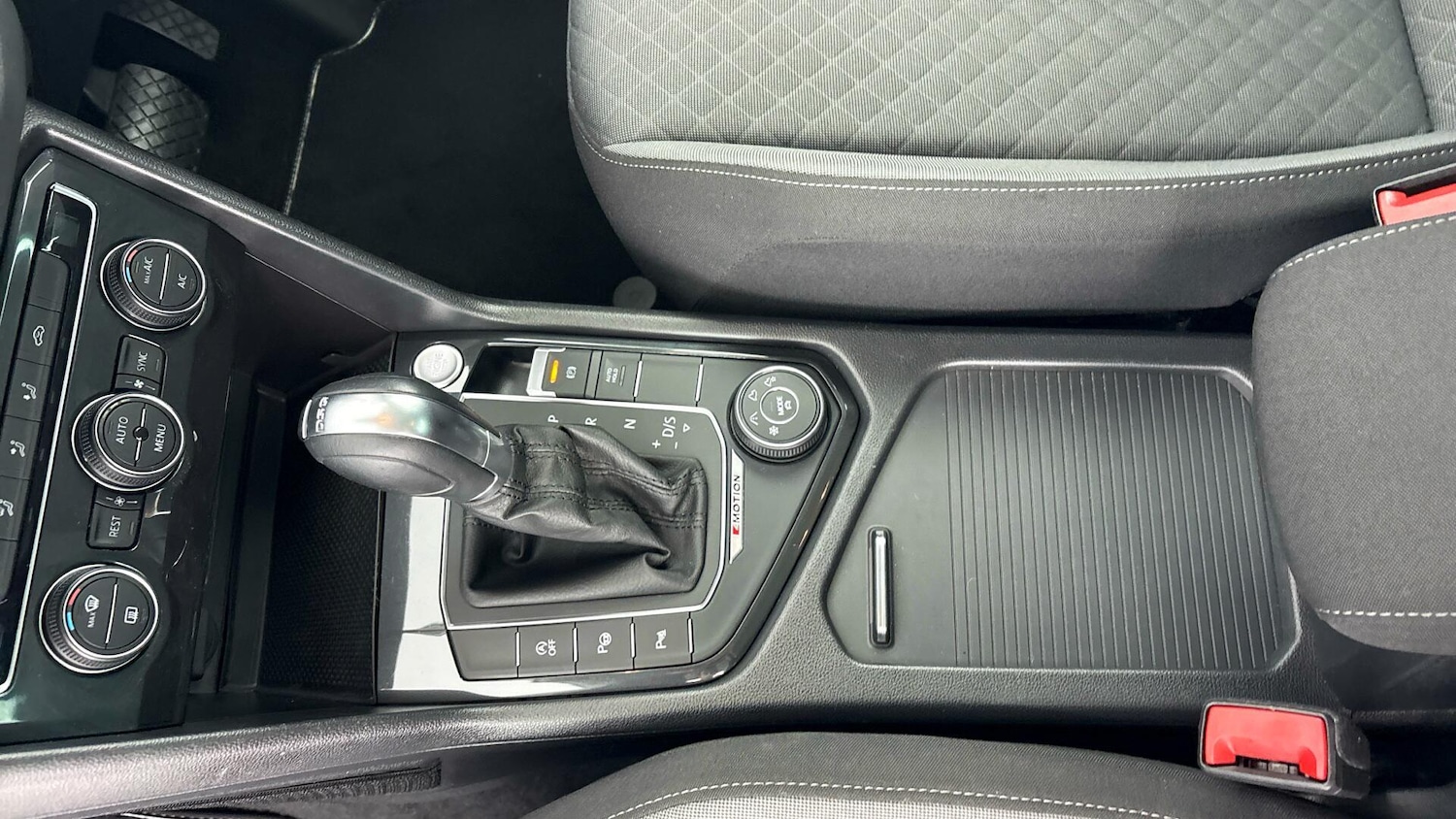 Used Volkswagen Tiguan 2019 for sale - 77776577: Photo 37