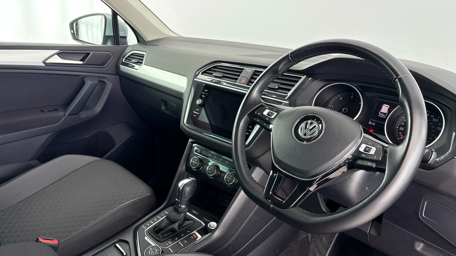 Used Volkswagen Tiguan 2019 for sale - 77776577: Photo 6