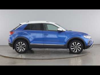 Used Volkswagen T-Roc 2023 for sale - 74682636: Photo