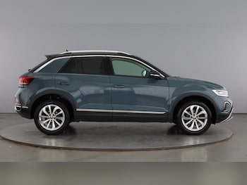 Used Volkswagen T-Roc 2023 for sale - 78873664: Photo