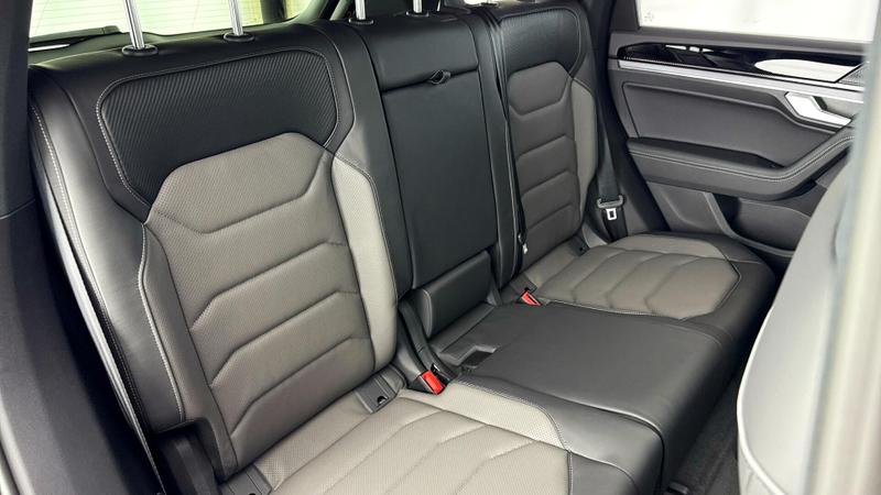 Used Volkswagen Touareg 2025 for sale - 75849156: Photo 28
