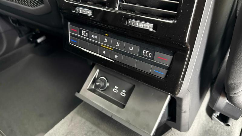 Used Volkswagen Touareg 2025 for sale - 75849156: Photo 31