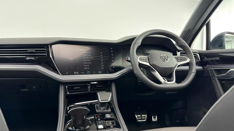 Used Volkswagen Touareg 2025 for sale - 75849156: Photo 32