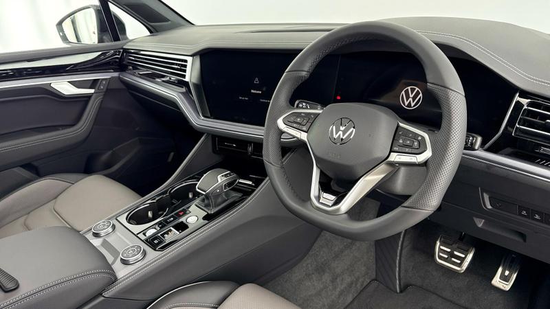 Used Volkswagen Touareg 2025 for sale - 75849156: Photo 6