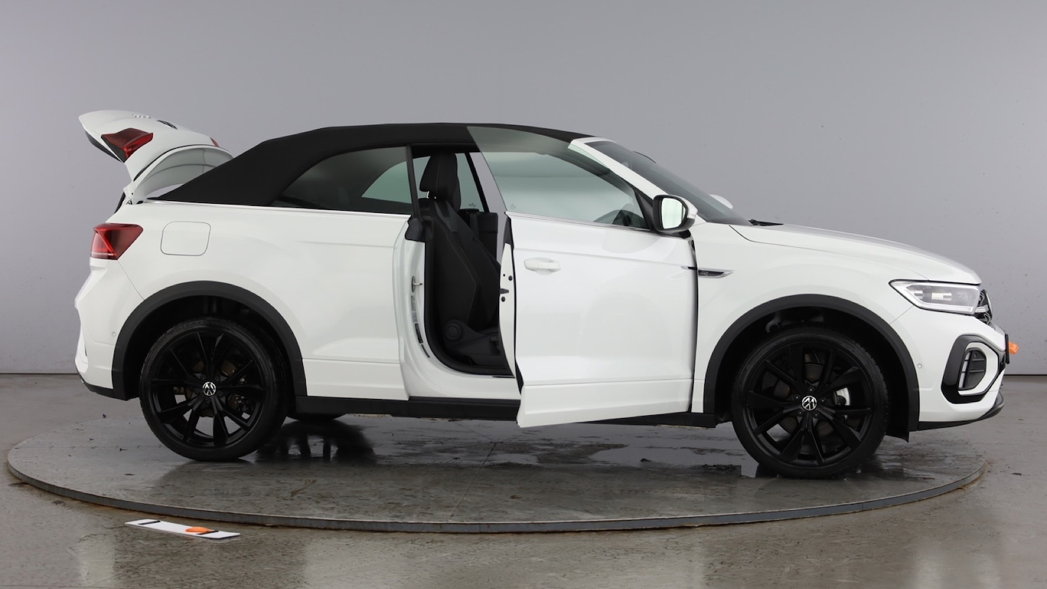 Used Volkswagen T-Roc 2025 for sale - 77639410: Photo 11