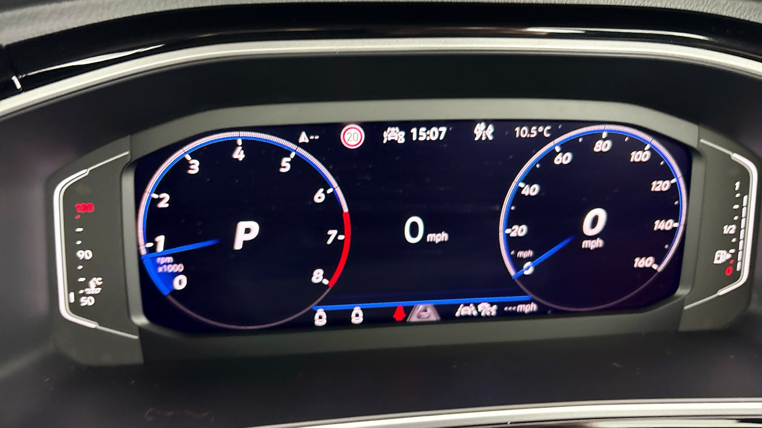 Used Volkswagen T-Roc 2025 for sale - 77639410: Photo 22