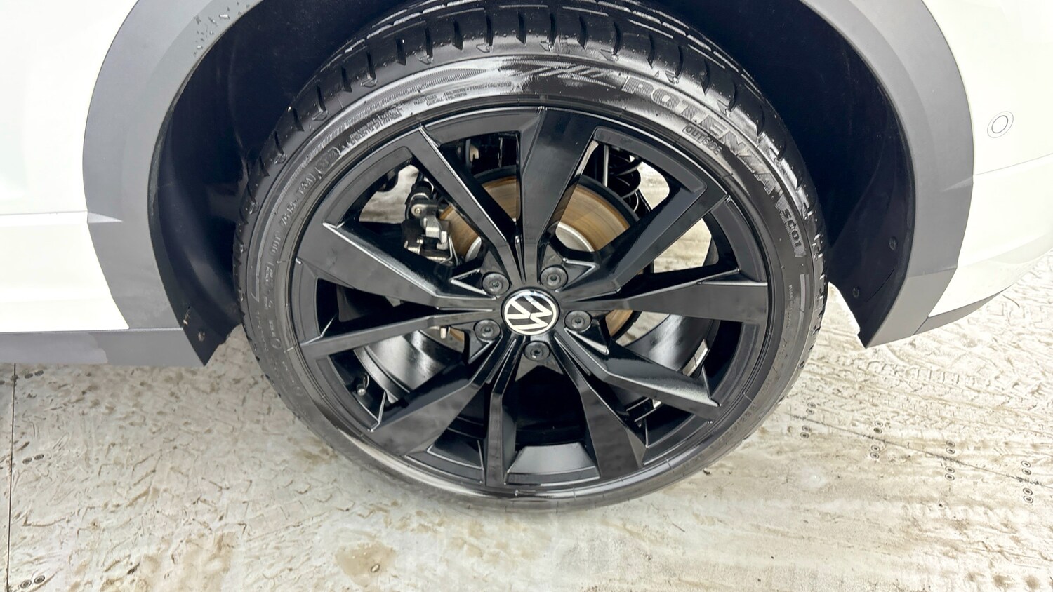 Used Volkswagen T-Roc 2025 for sale - 77639410: Photo 32