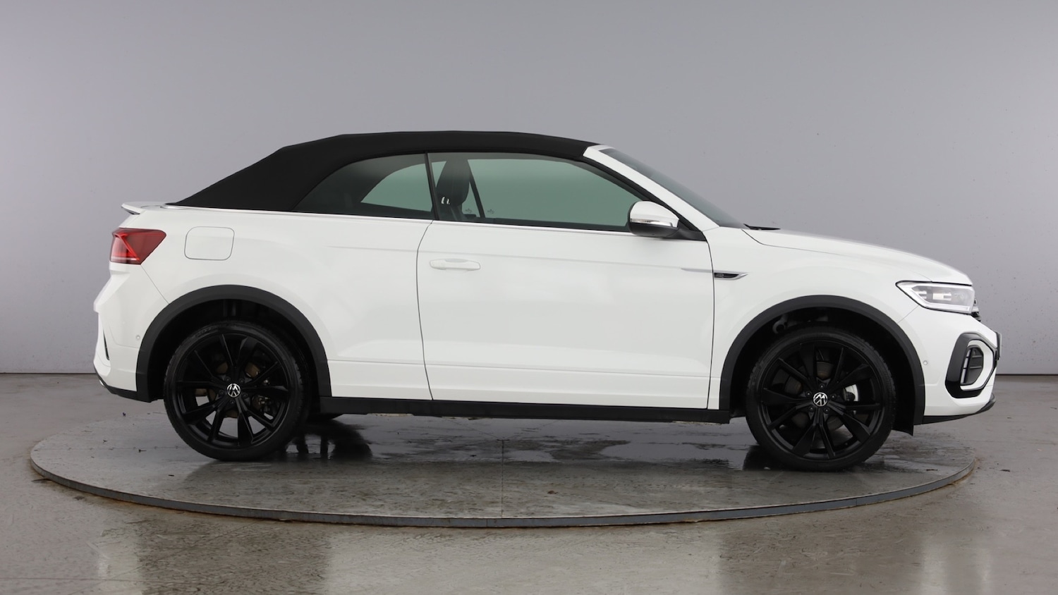 Used Volkswagen T-Roc 2025 for sale - 77639410: Photo 4