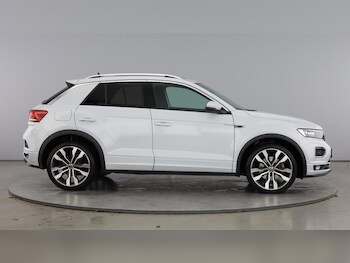 Used Volkswagen T-Roc 2021 for sale - 76394206: Photo