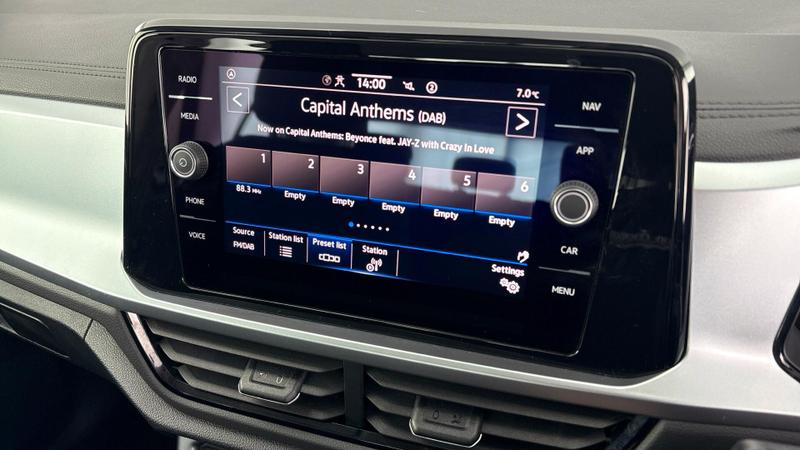 Used Volkswagen T-Roc 2023 for sale - 77326860: Photo 13