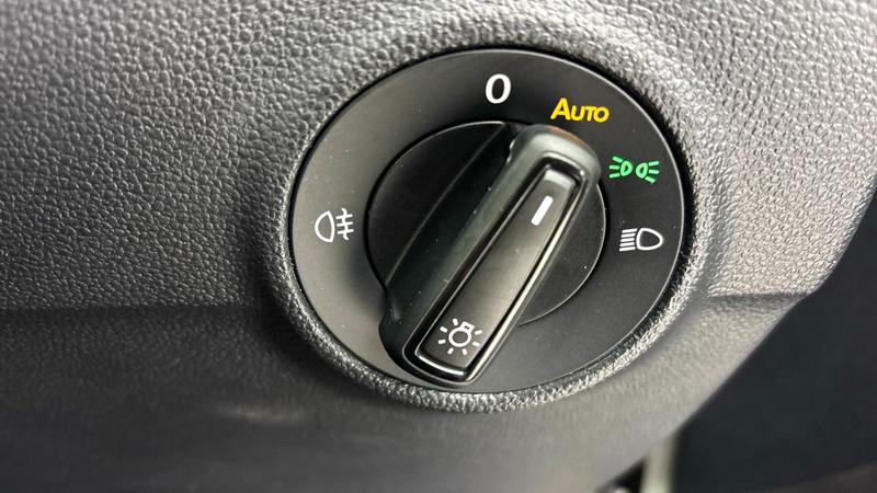 Used Volkswagen T-Roc 2023 for sale - 77326860: Photo 24