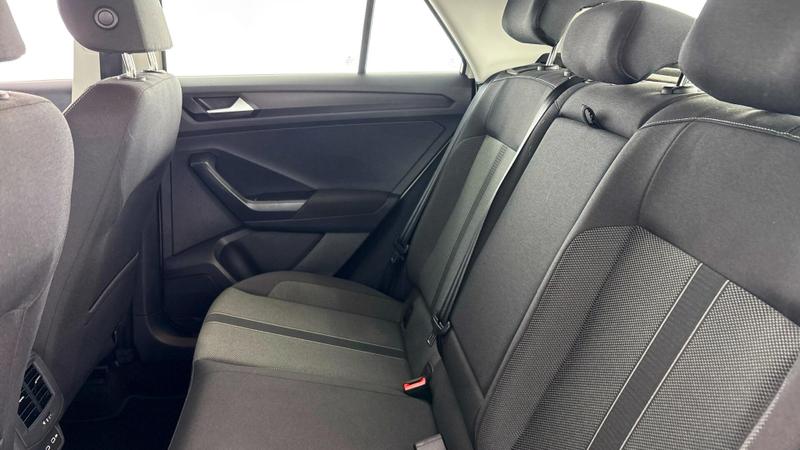 Used Volkswagen T-Roc 2023 for sale - 77326860: Photo 30