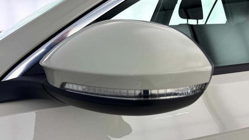 Used Volkswagen T-Roc 2023 for sale - 77326860: Photo 32