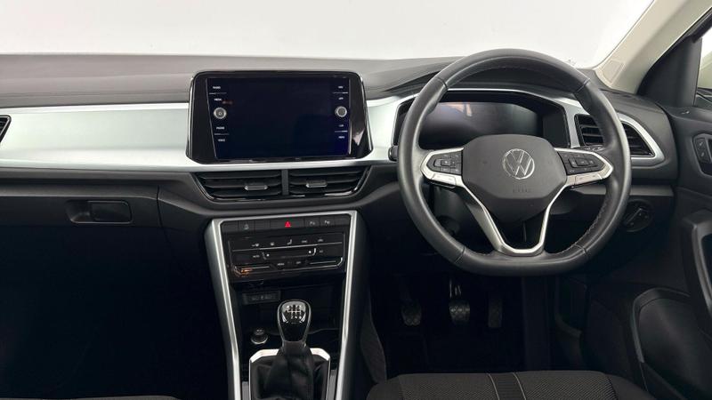 Used Volkswagen T-Roc 2023 for sale - 77326860: Photo 8