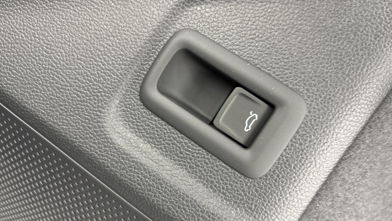 Used Volkswagen Passat for sale - 78150068: Photo 20