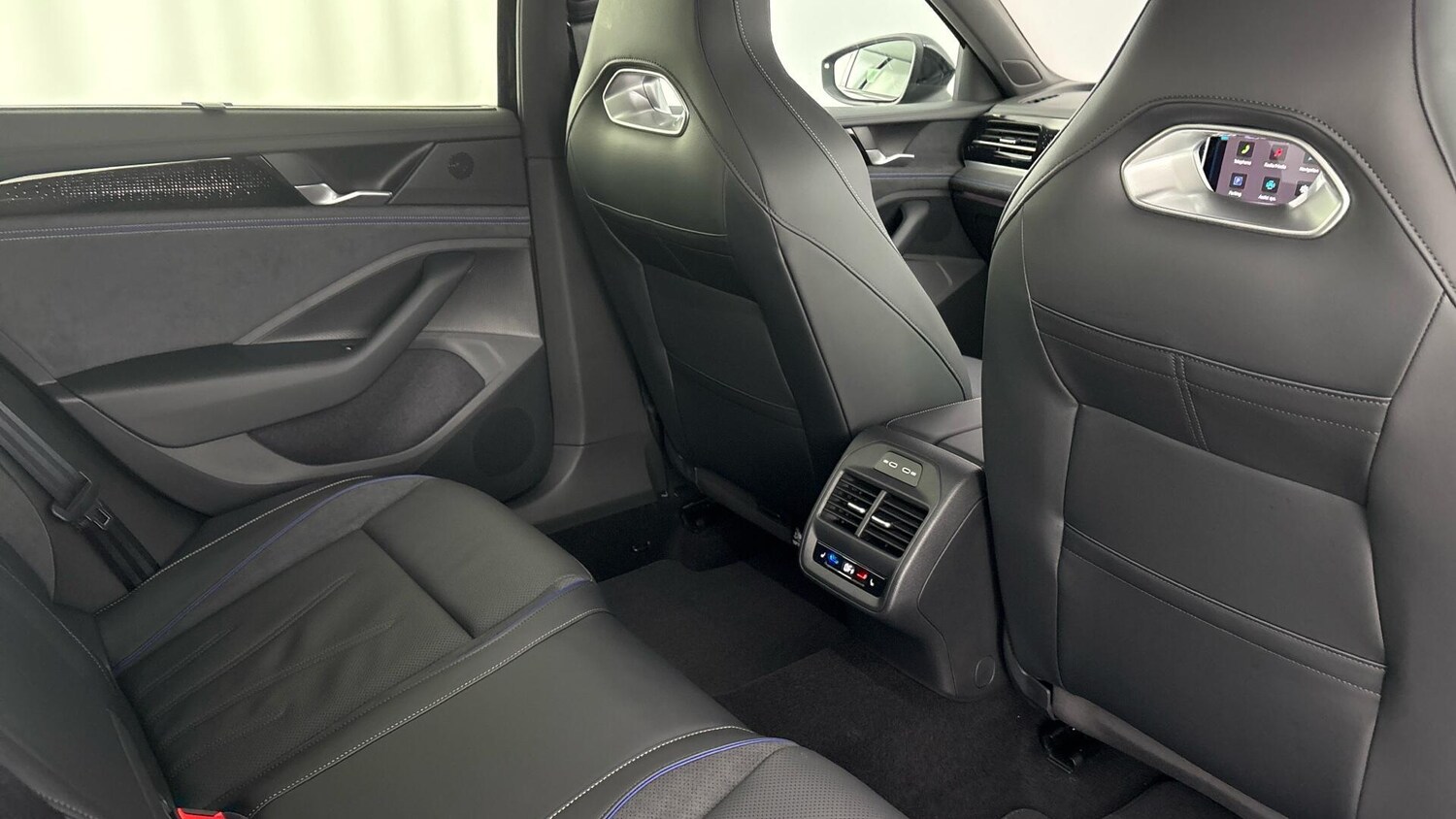 Used Volkswagen Passat for sale - 78150068: Photo 29