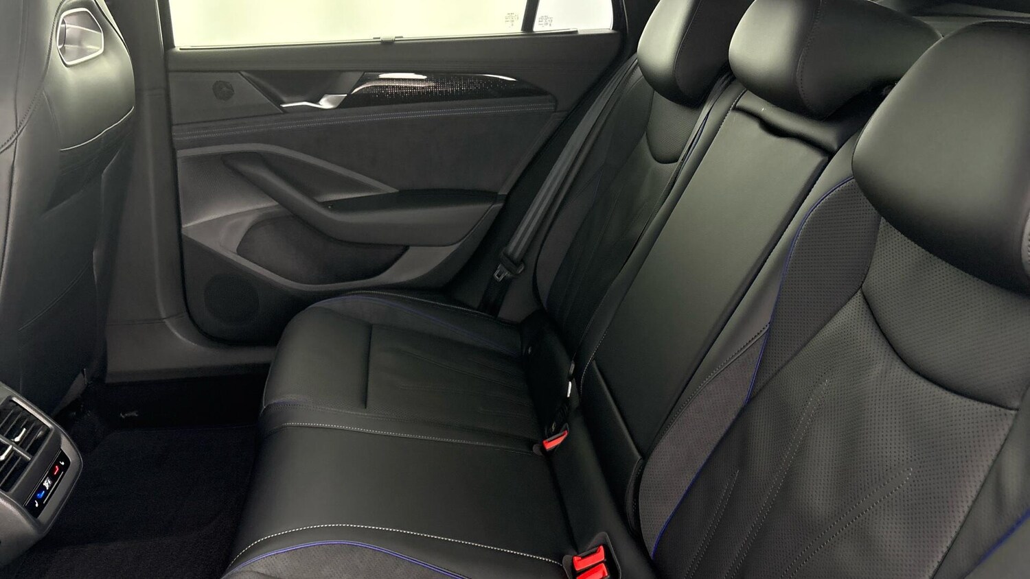 Used Volkswagen Passat for sale - 78150068: Photo 36