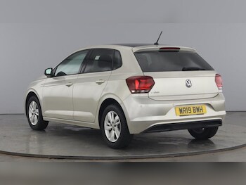 Used Volkswagen Polo 2019 for sale - 76603551: Photo