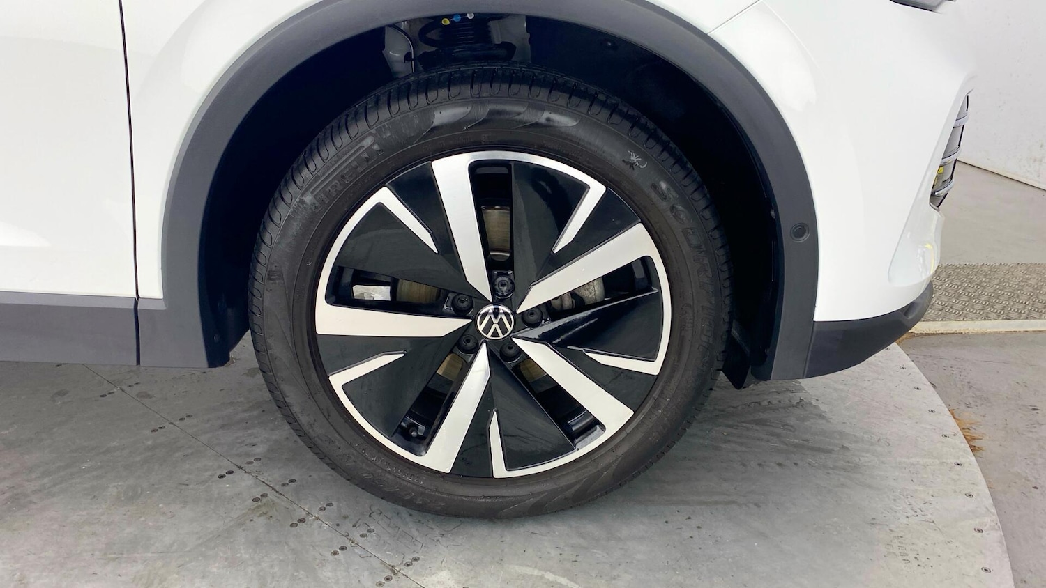 Used Volkswagen Tiguan 2024 for sale - 77504845: Photo 5