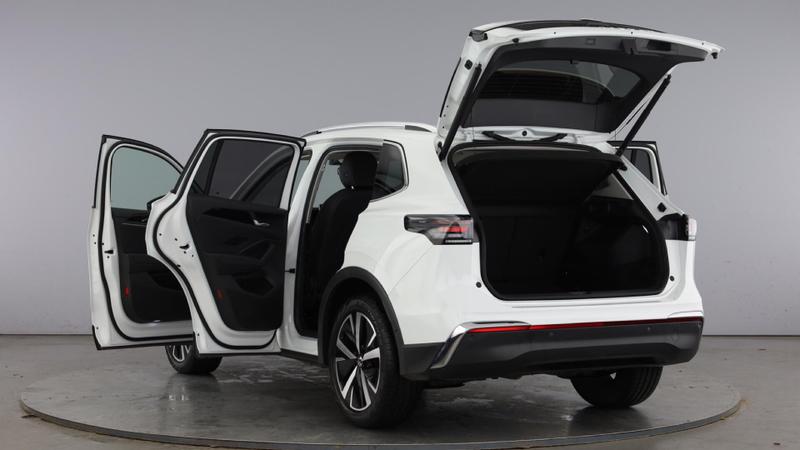 Used Volkswagen Tiguan 2024 for sale - 76734728: Photo 11