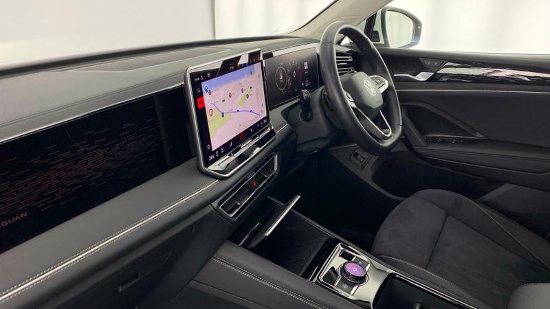 Used Volkswagen Tiguan 2024 for sale - 76734728: Photo 2