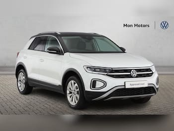 Used Volkswagen T-Roc 2023 for sale - 79732335: Photo