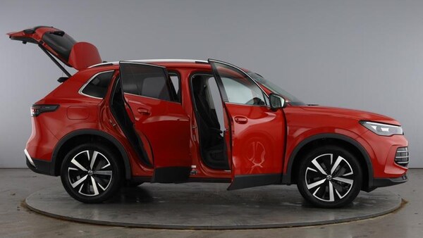 Used Volkswagen Tiguan 2025 for sale - 75935017: Photo 11