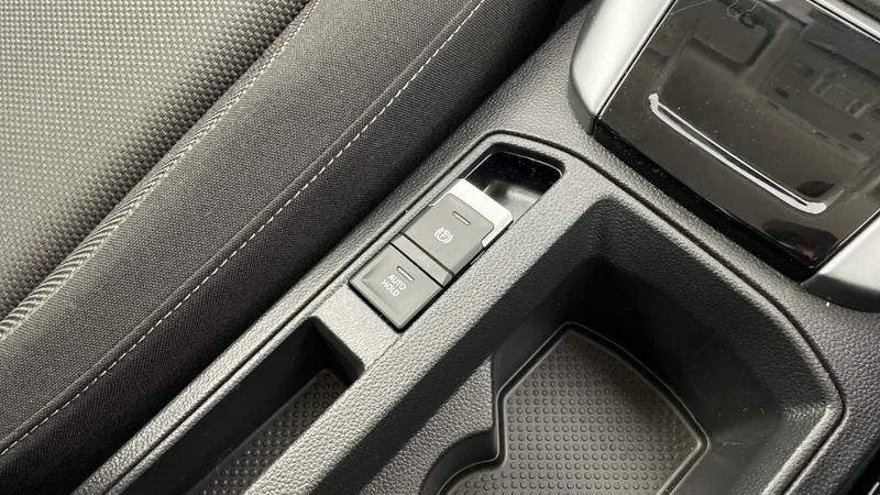 Used Volkswagen T-Roc 2024 for sale - 75717866: Photo 21