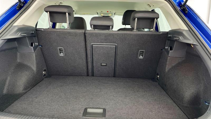 Used Volkswagen T-Roc 2024 for sale - 75717866: Photo 30