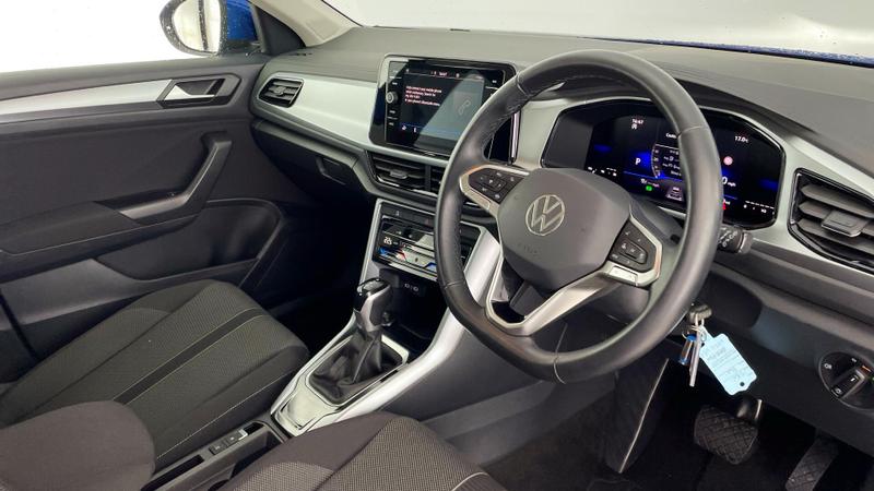Used Volkswagen T-Roc 2024 for sale - 75717866: Photo 6