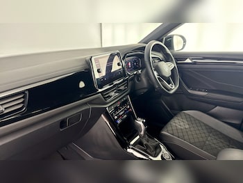 Used Volkswagen T-Roc 2022 for sale - 79468028: Photo