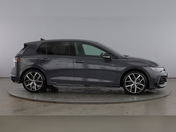 Used Volkswagen Golf 2025 for sale - 77881211: Photo