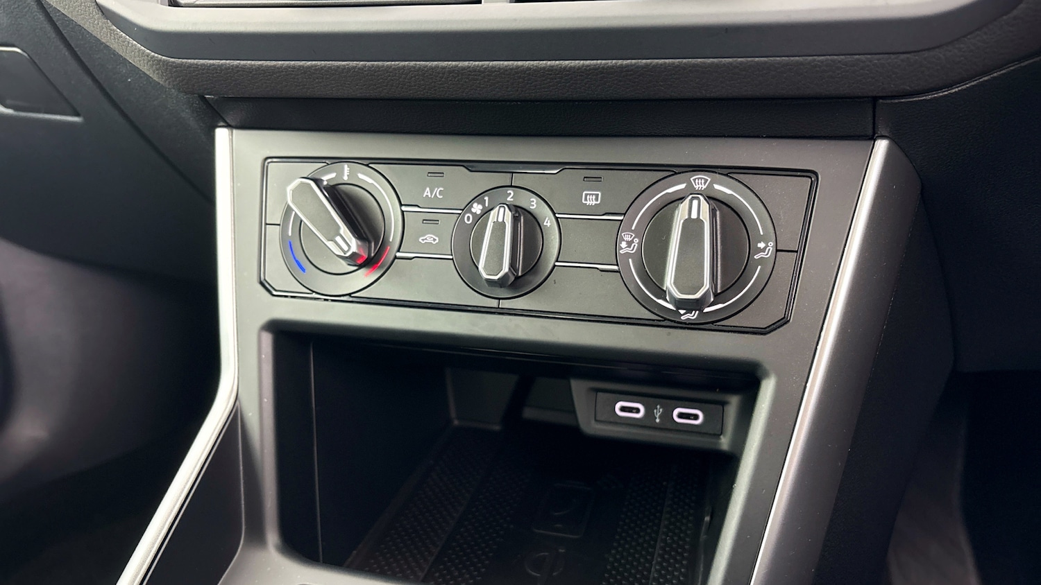 Used Volkswagen Polo 2022 for sale - 77881233: Photo 26