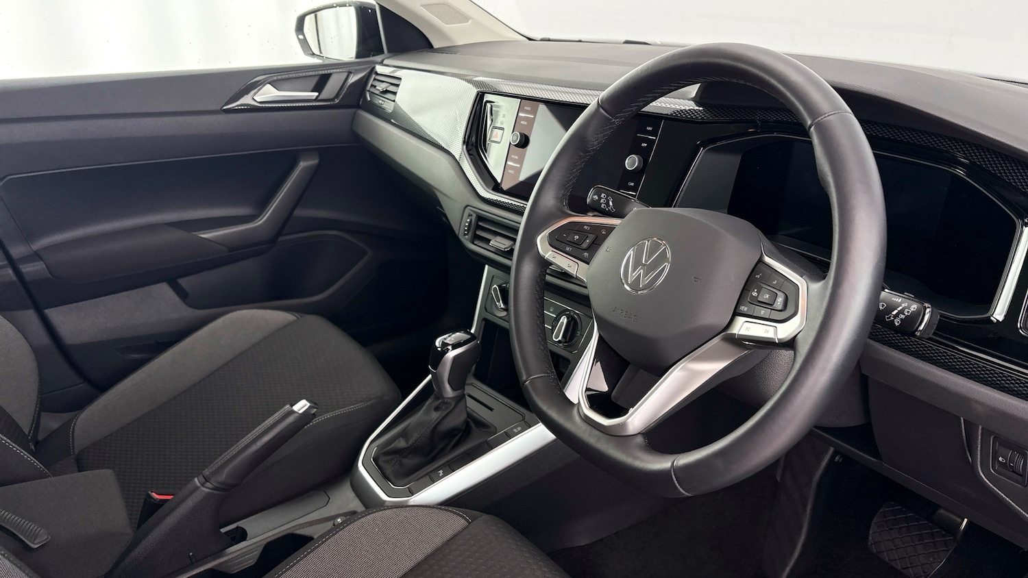 Used Volkswagen Polo 2022 for sale - 77881233: Photo 6