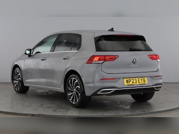 Used Volkswagen Golf 2023 for sale - 76734738: Photo