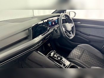 Used Volkswagen Golf 2023 for sale - 79483390: Photo