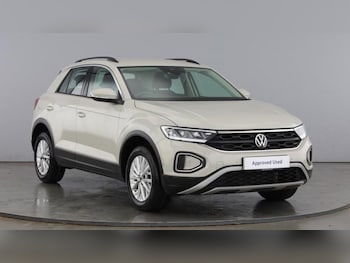 Volkswagen T-Roc feature image