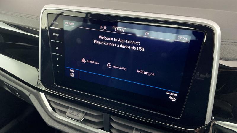 Used Volkswagen T-Roc 2022 for sale - 75995356: Photo 15