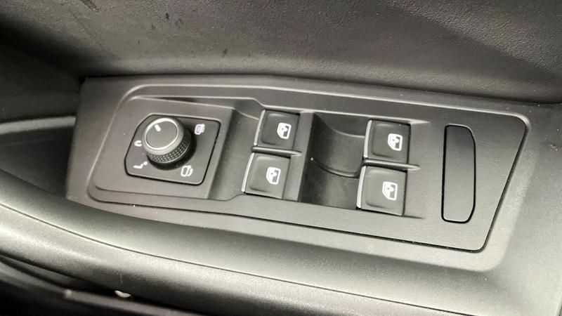 Used Volkswagen T-Roc 2022 for sale - 75995356: Photo 19
