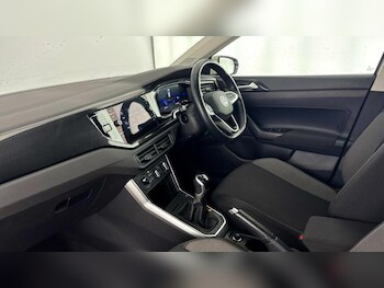 Used Volkswagen Polo 2022 for sale - 77063903: Photo