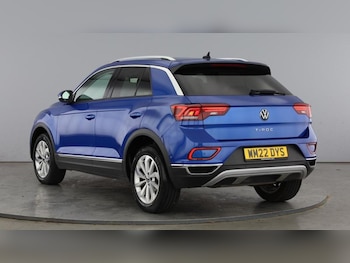 Used Volkswagen T-Roc 2022 for sale - 76421987: Photo