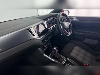 Used Volkswagen Polo 2023 for sale - 75985154: Photo 2
