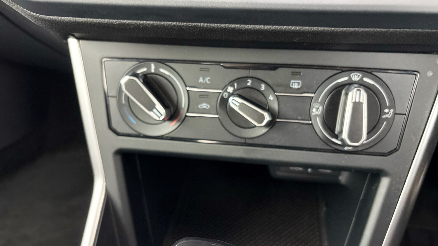 Used Volkswagen Polo 2024 for sale - 77639413: Photo 13