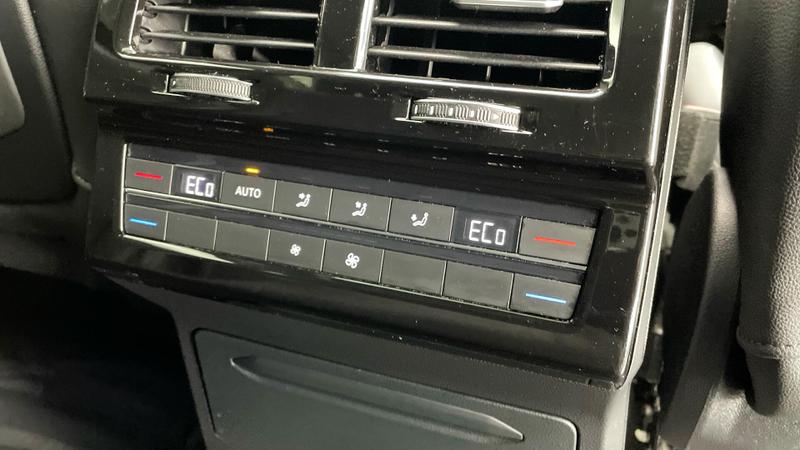 Used Volkswagen Touareg 2020 for sale - 76494516: Photo 31